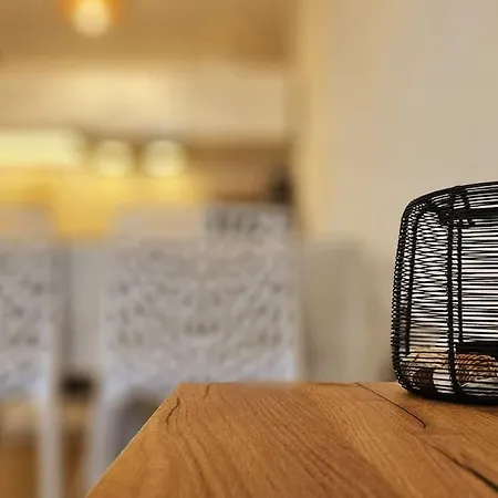 3 Etoiles ! T2 Proche Clim & Piscine ! * فرونتينيان